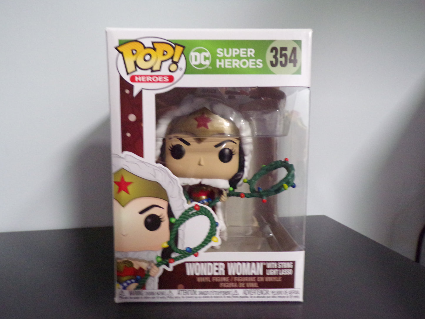 Funko Pop! DC Super Heroes - Wonder Woman with String Light Lasso #354