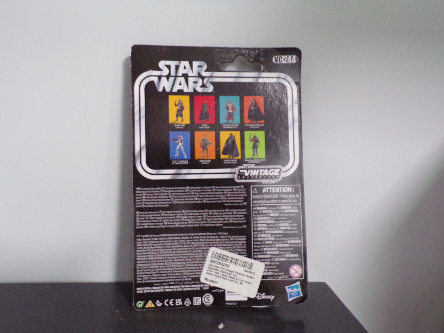 Kenner Star Wars Attack of the Clones - Anakin Skywalker (Padawan) Action Figure