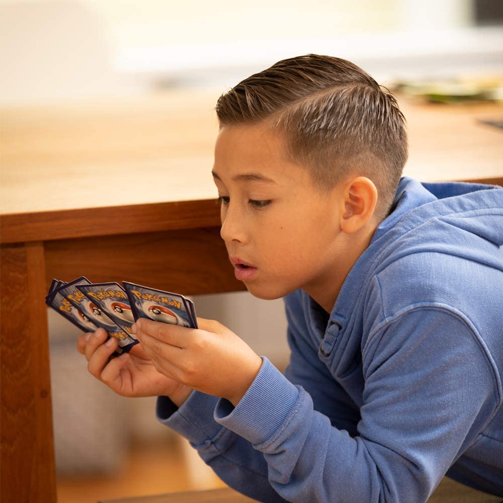 Pokemon TCG: Hidden Fates GX Tin - Gyarados