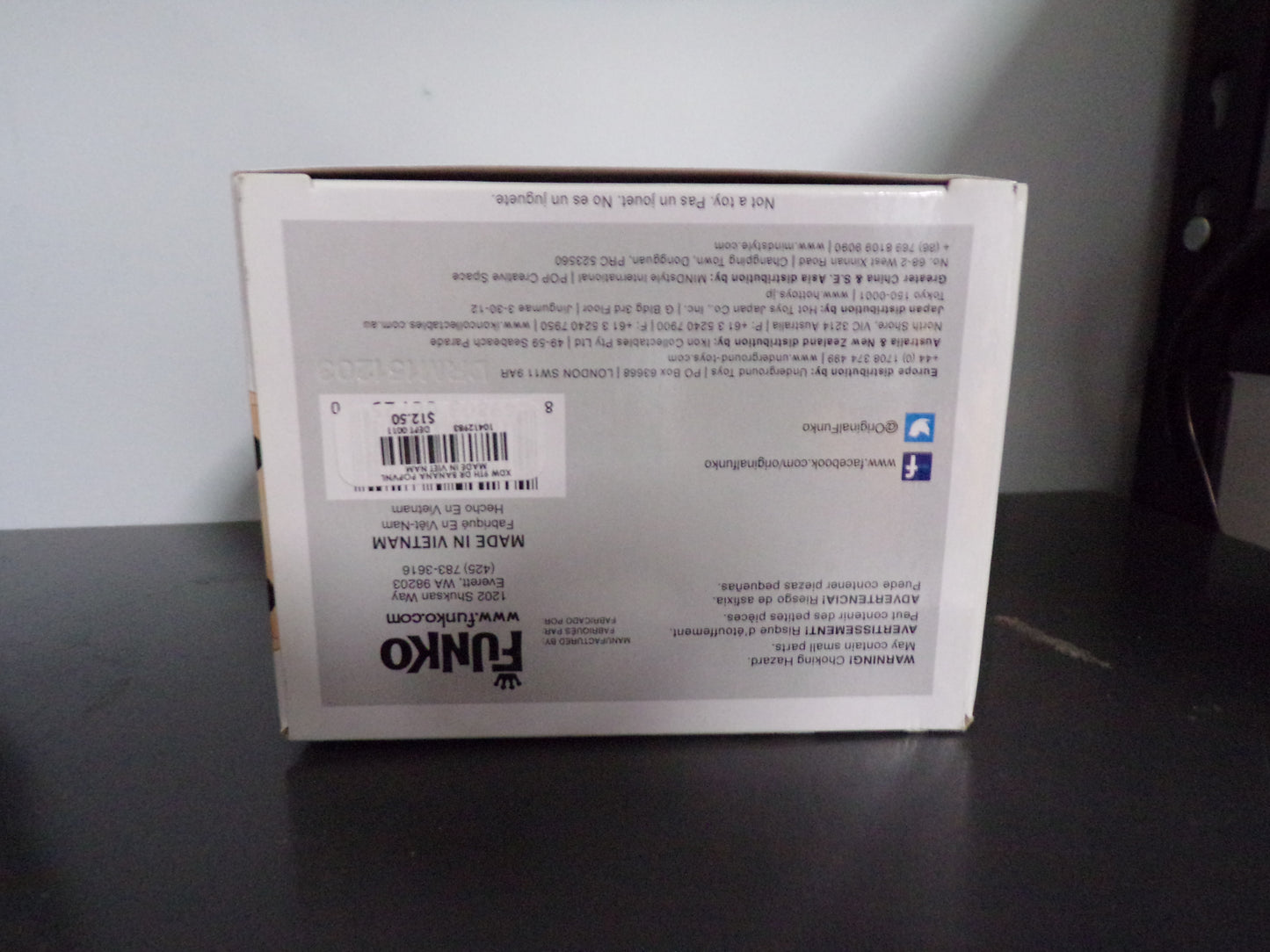 Funko Pop! Doctor Who - Ninth Doctor with Banana Hot Topic Exclusive #301