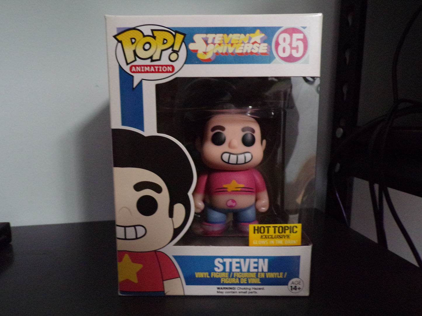 Funko Pop! Steven Universe - Steven Hot Topic Exclusive #85 BOX WEAR/TEAR
