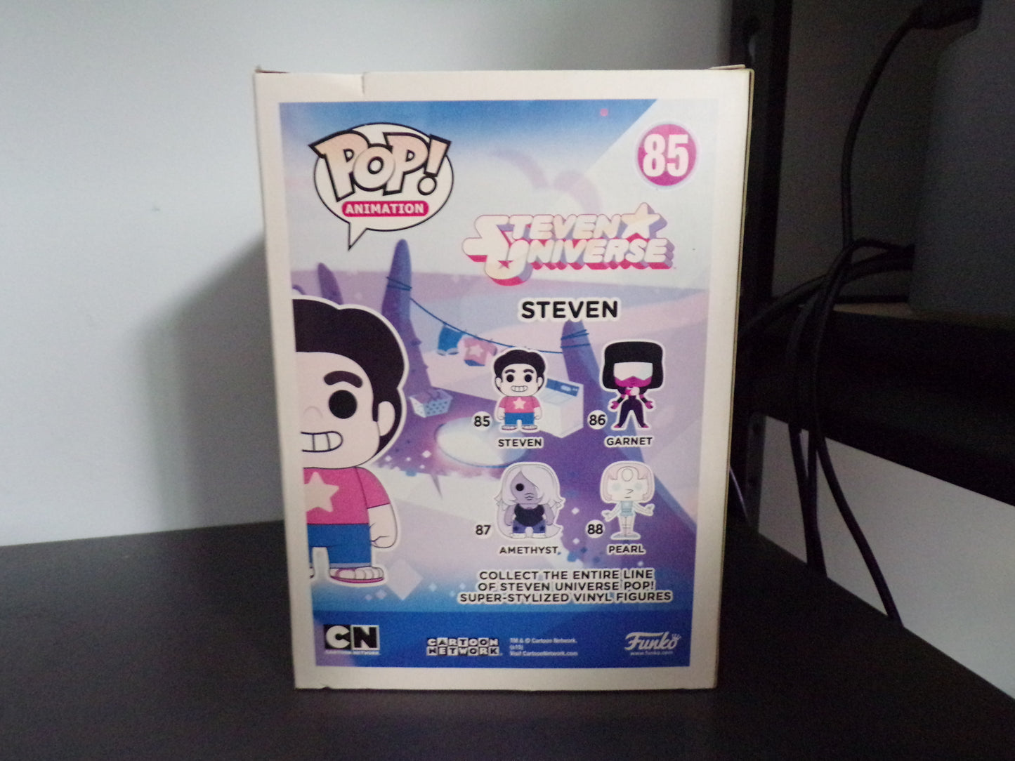 Funko Pop! Steven Universe - Steven Hot Topic Exclusive #85 BOX WEAR/TEAR