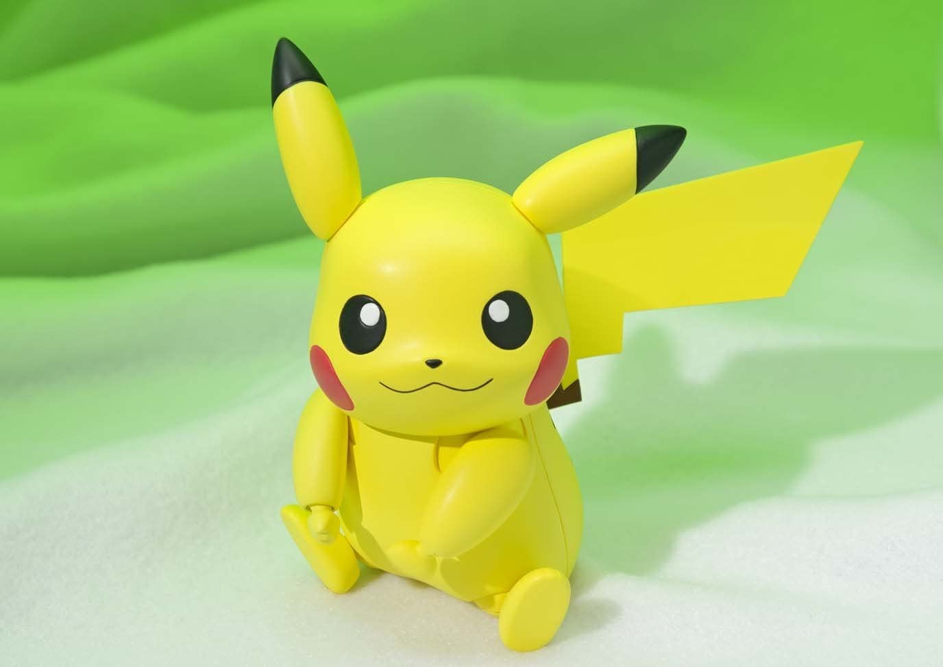 Pokemon S.H.Figuarts Action Figure - Pikachu
