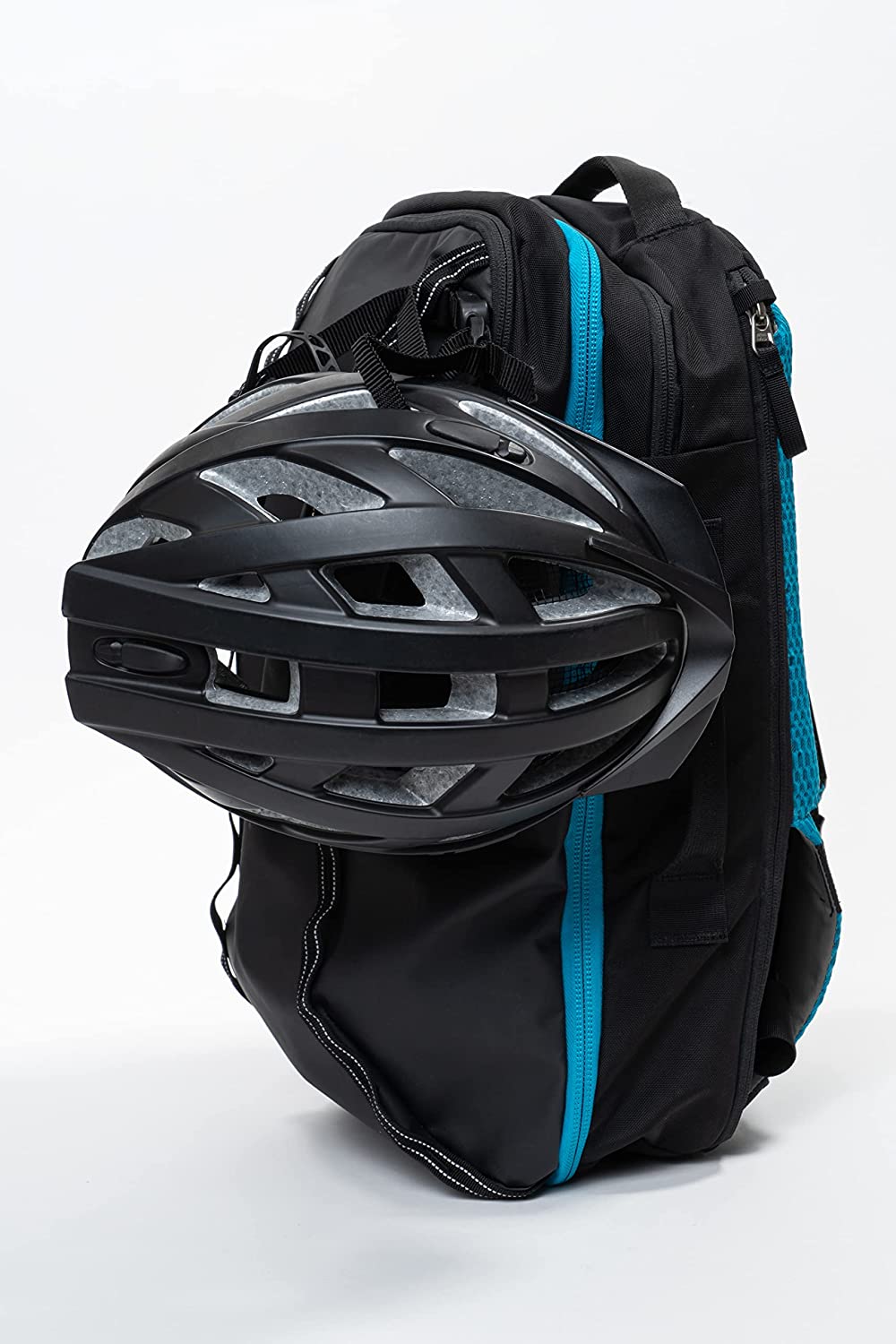 Ultimate Guard Backpack - Vago 28 Journey