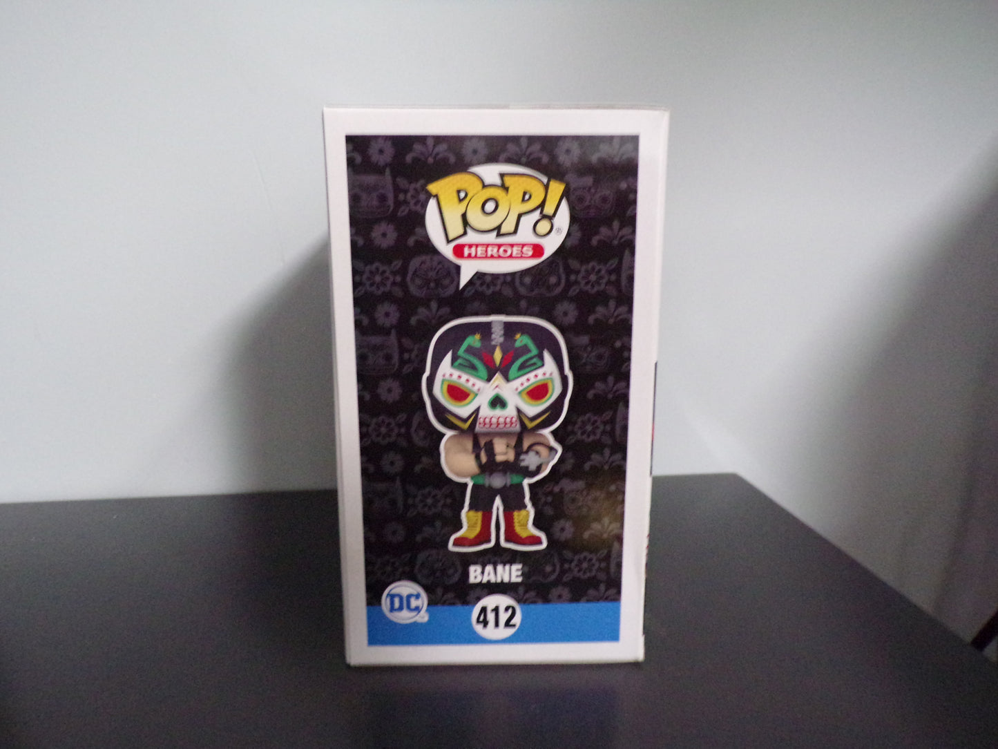 Funko Pop DC Super Heroes - Bane GITD Entertainment Earth Exclusive #412