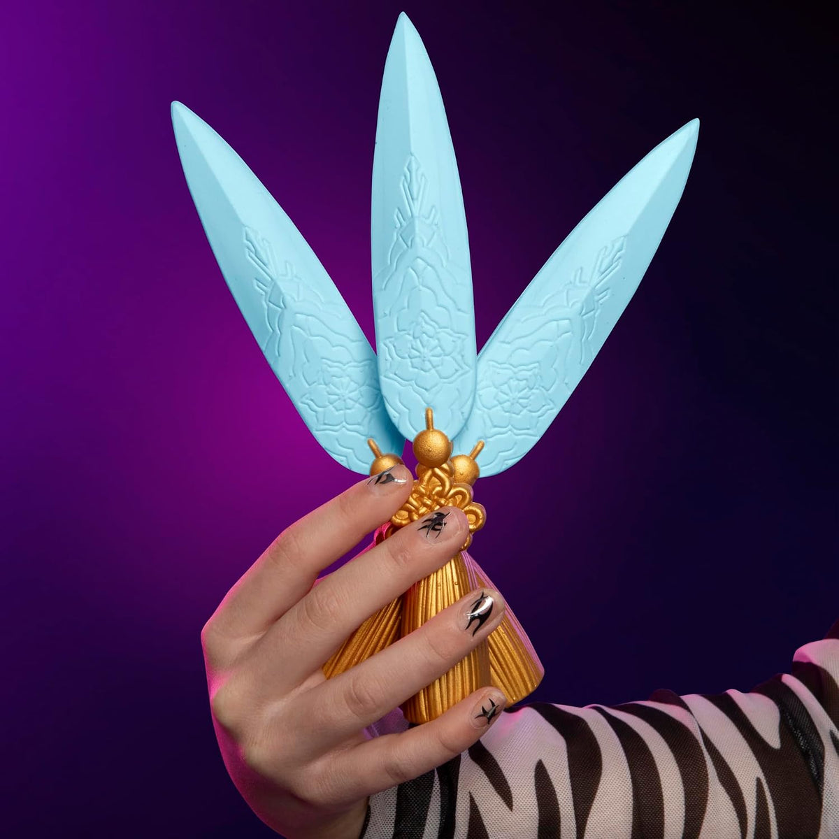 KPop Demon Hunters Nerf Zoey's Ghost Blades, 3 Nerf Foam Knife Toys Inspired by the Netflix Animation Film, Toys and Gifts for Children from 6 Years Old