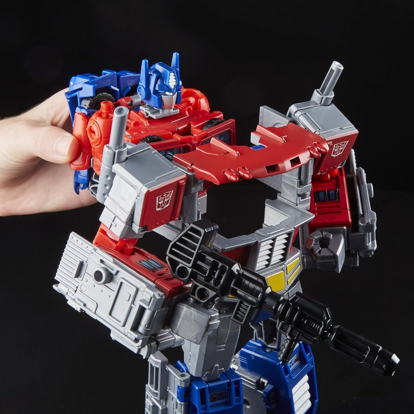 Transformers: Generations Power of The Primes Leader Evolution Optimus Prime