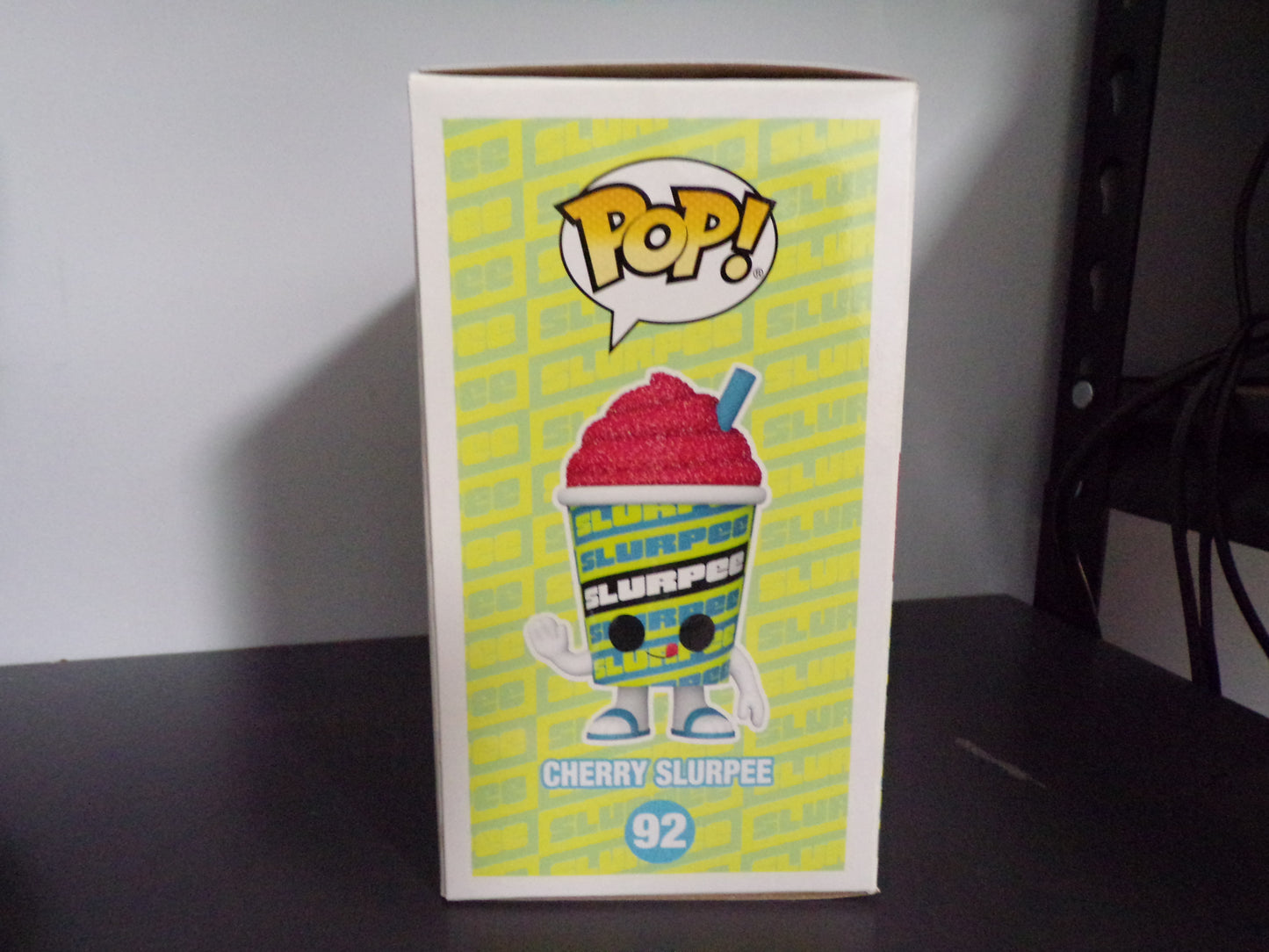 Funko Pop 7-Eleven - Cherry Slurpee 7-Eleven Exclusive #92 w/ Protector