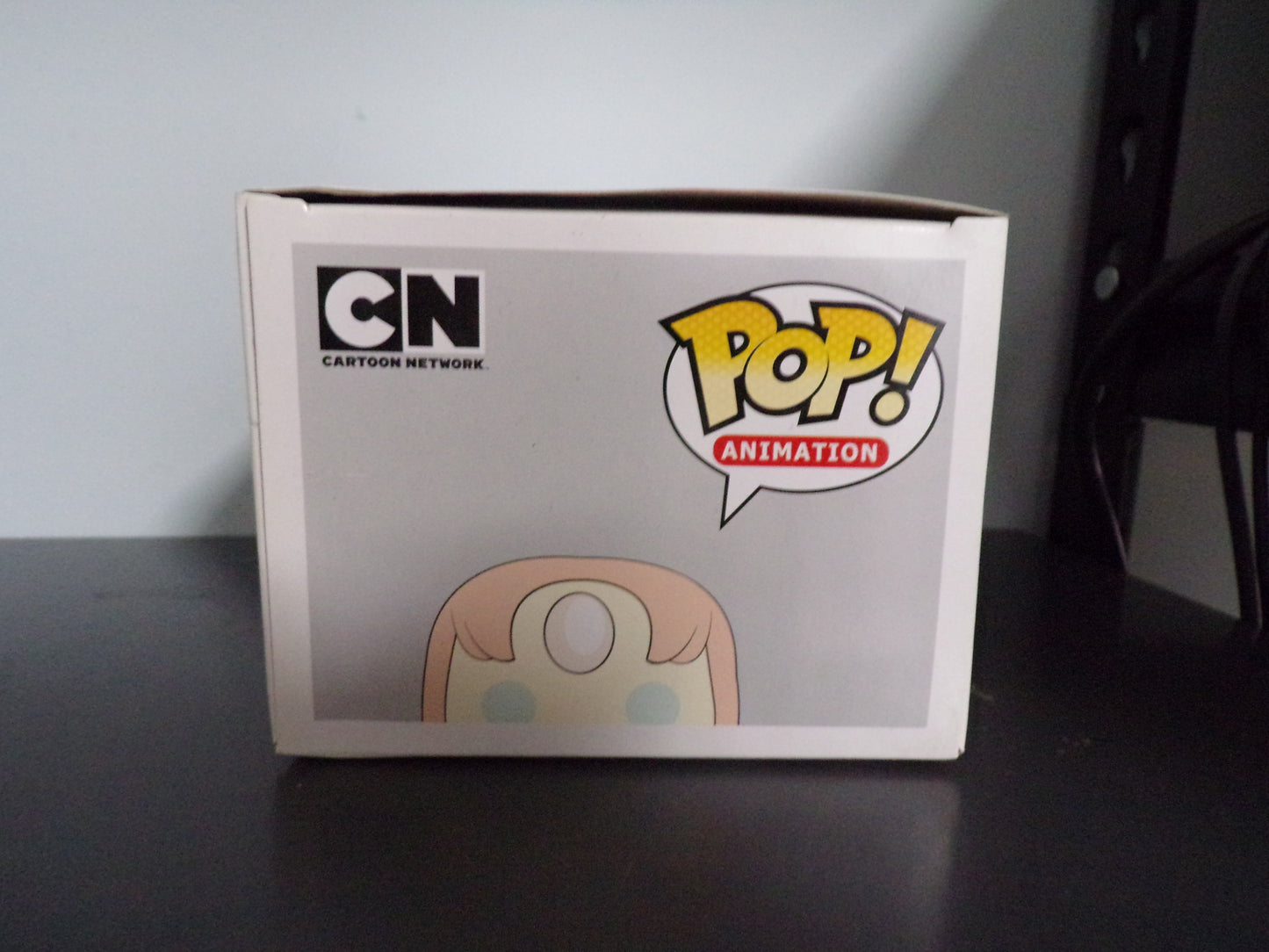 Funko Pop! Steven Universe - Pearl Hot Topic Exclusive Pre-release #88 DAMAGED