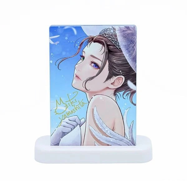 Square Enix ONE-TOUCH EDGE Final Fantasy X Special Edition Yuna Wedding Dress Magnetic Trading Card Holder with Display Stand