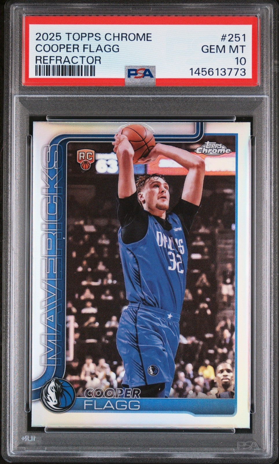 1x Random Graded Basketball Card (Beckett, PSA or CGC) - Grade 8 or Higher